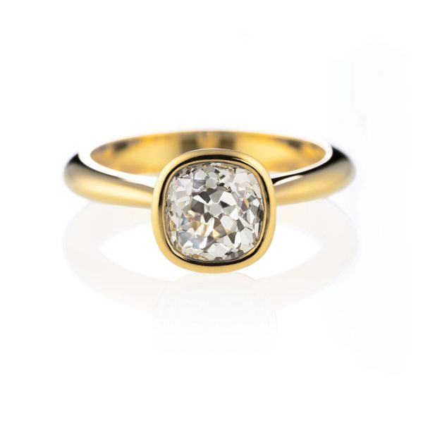 Candlelight Diamond ring